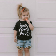 Load image into Gallery viewer, Love Never Fails Kids T-Shirt